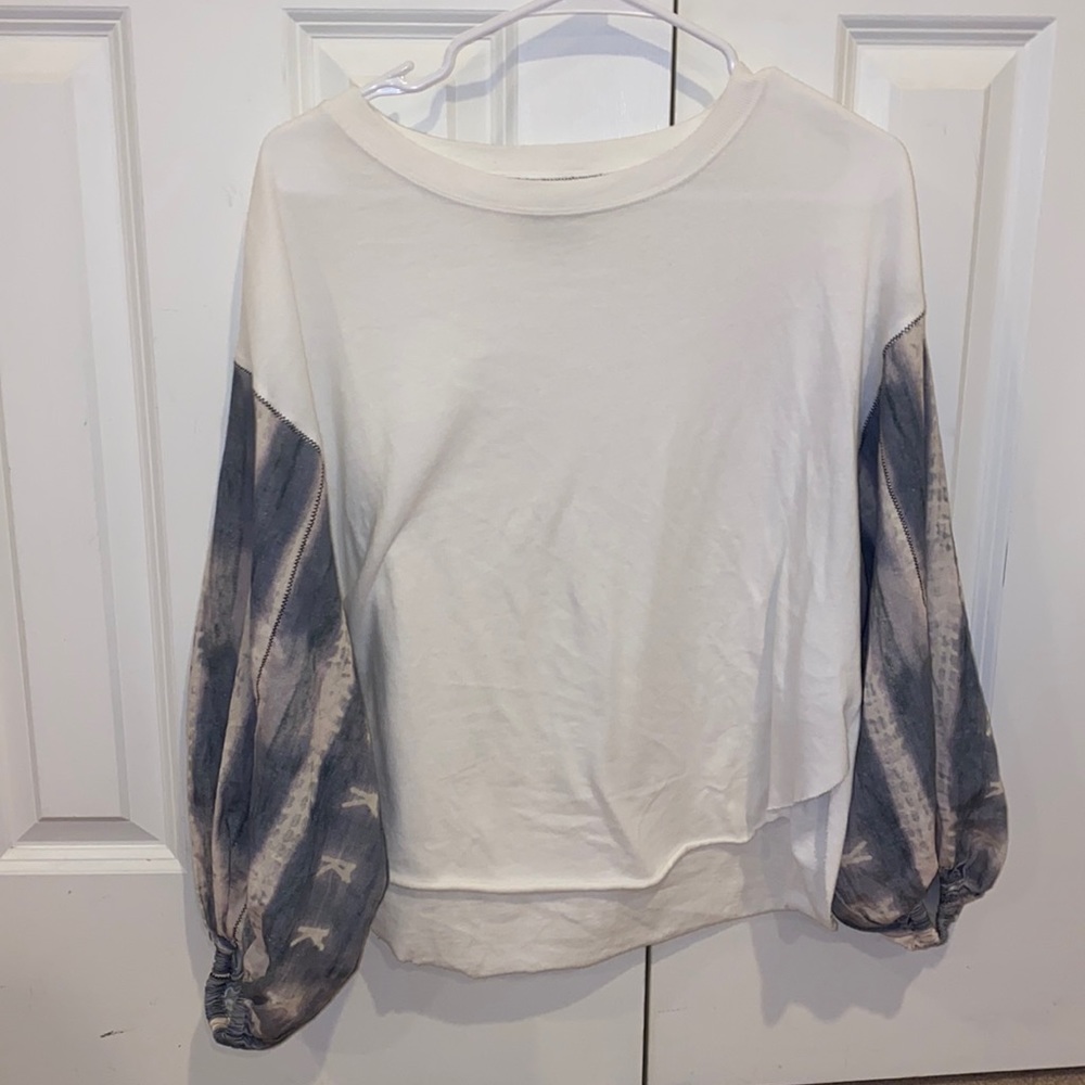 Long sleeve top